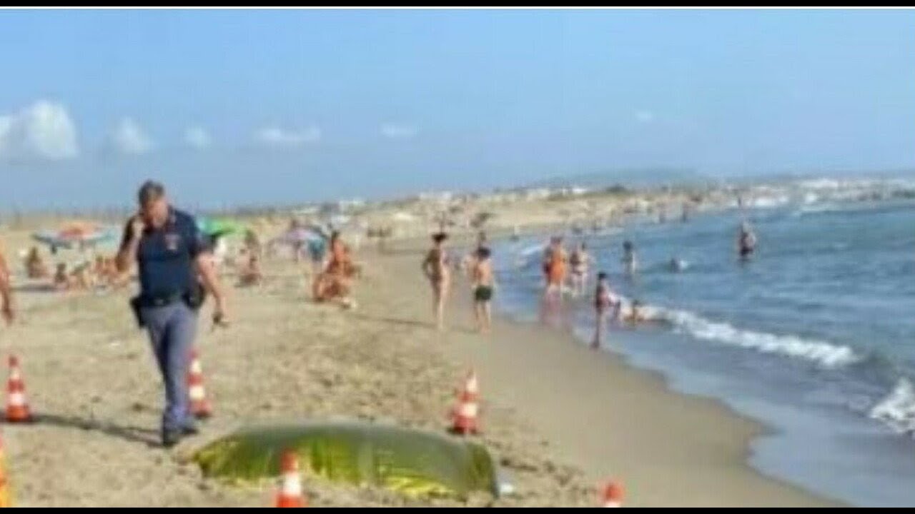 Padre e figlio di 6 anni muoiono annegati nel Casertano: trascinati al largo dalla corrente
