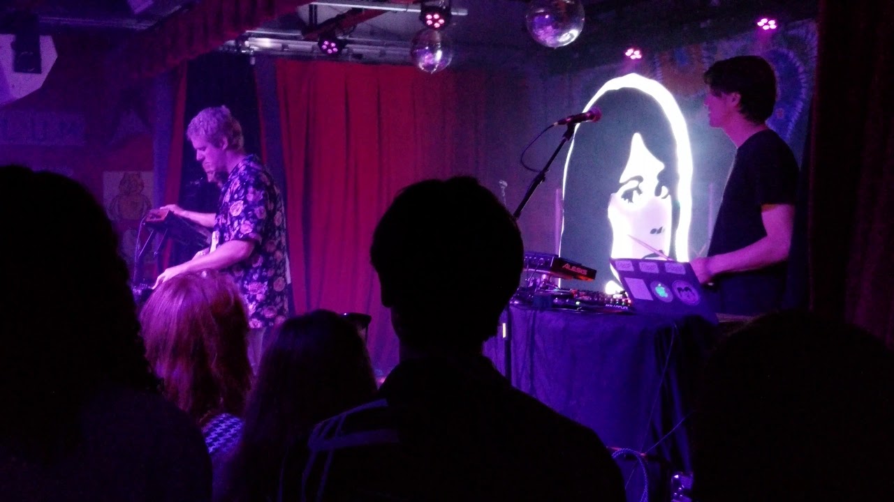 TV GIRL Cigarettes Out the Window 7/19/18 Deep Ellum Art Co DALLAS TX
