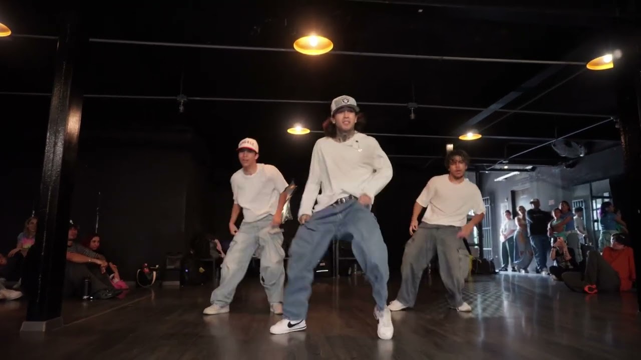 JUSTIN BIEBER - DAISES/ COREOGRAFÍA BY EMILIO FLYBOY / WORLDBEATSUFIO