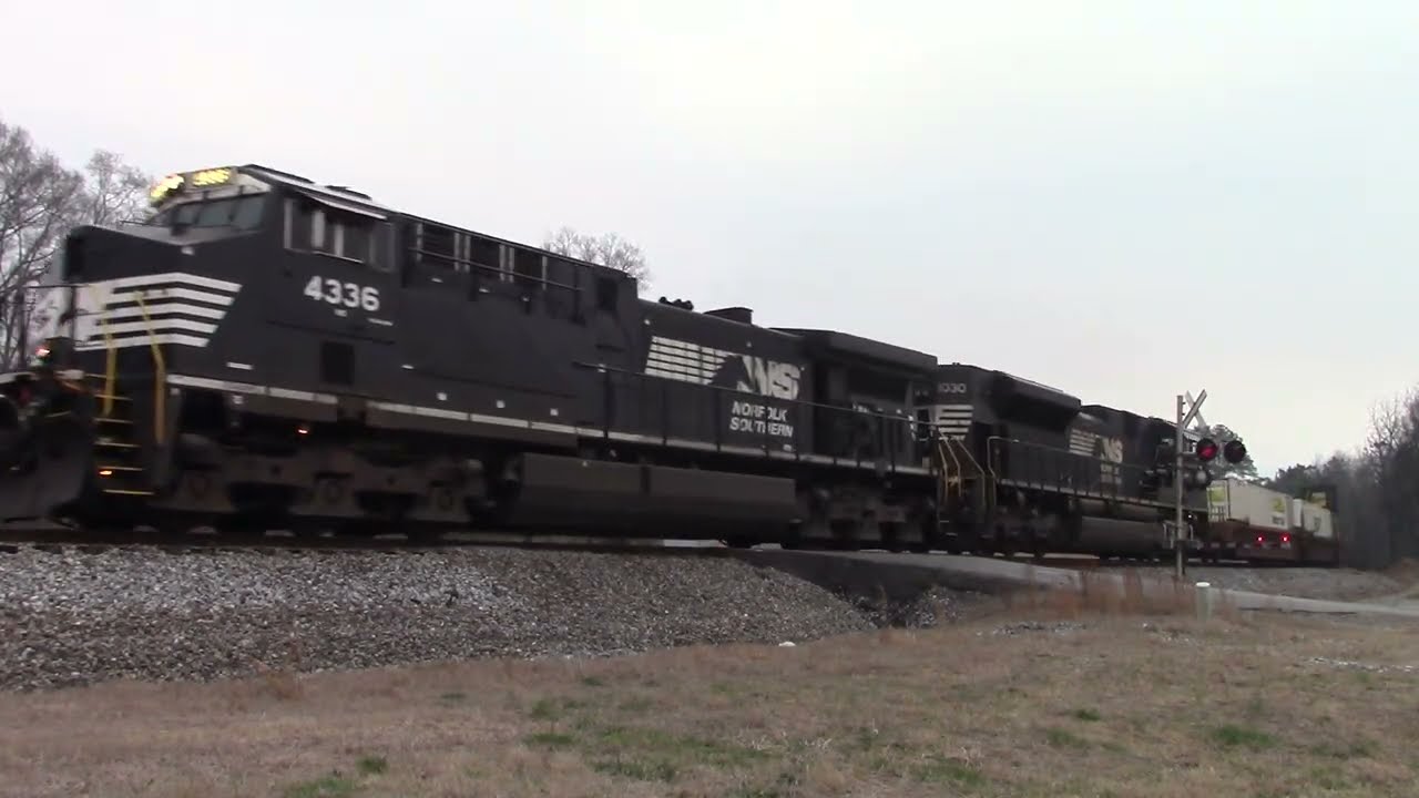 NS 4336 and 1030 lead NS 26C at Green
