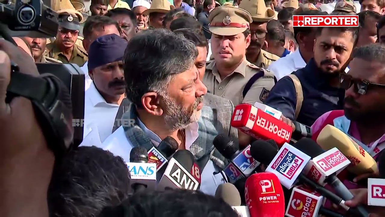 'തെരഞ്ഞെടുപ്പിലെ പരാജയം മുന്നിൽ കണ്ടുകൊണ്ട് കേരളാ മുഖ്യമന്ത്രി രാഷ്ട്രീയം കളിക്കുന്നു':DK Shivakumar