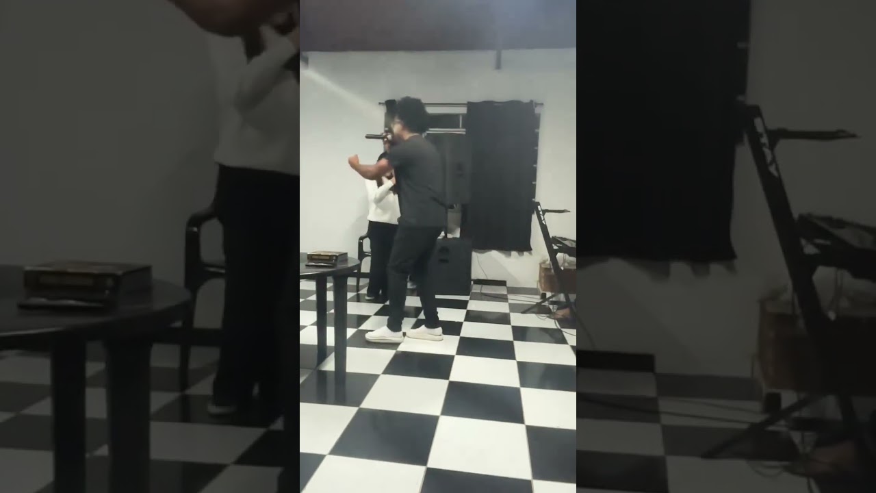 Samuka batera, Jo&atilde;o 20