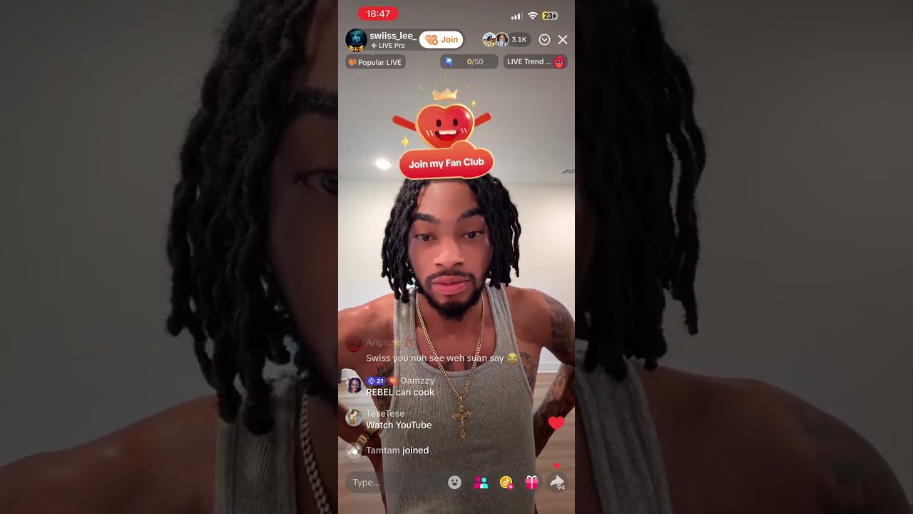 Swiss Lee show his new streaming house 
