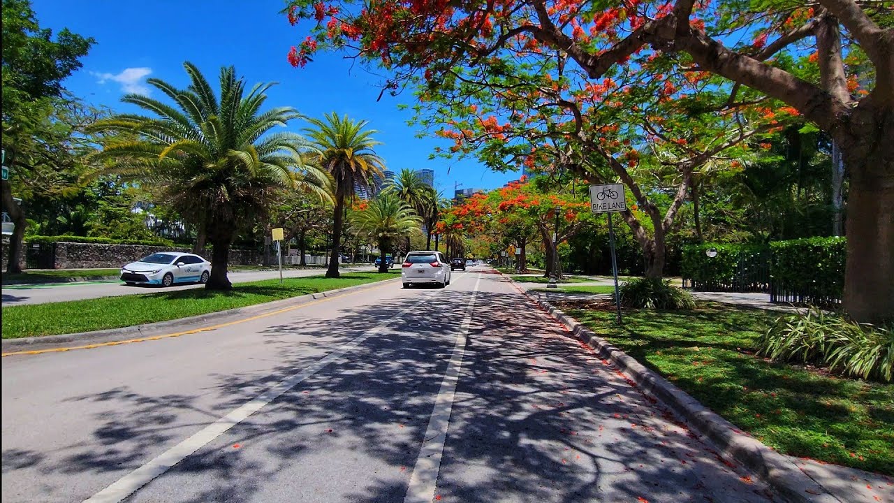4K Brickell South Neighborhood , Spring Cycling Virtual Travel Tour , Miami FL , May 2025