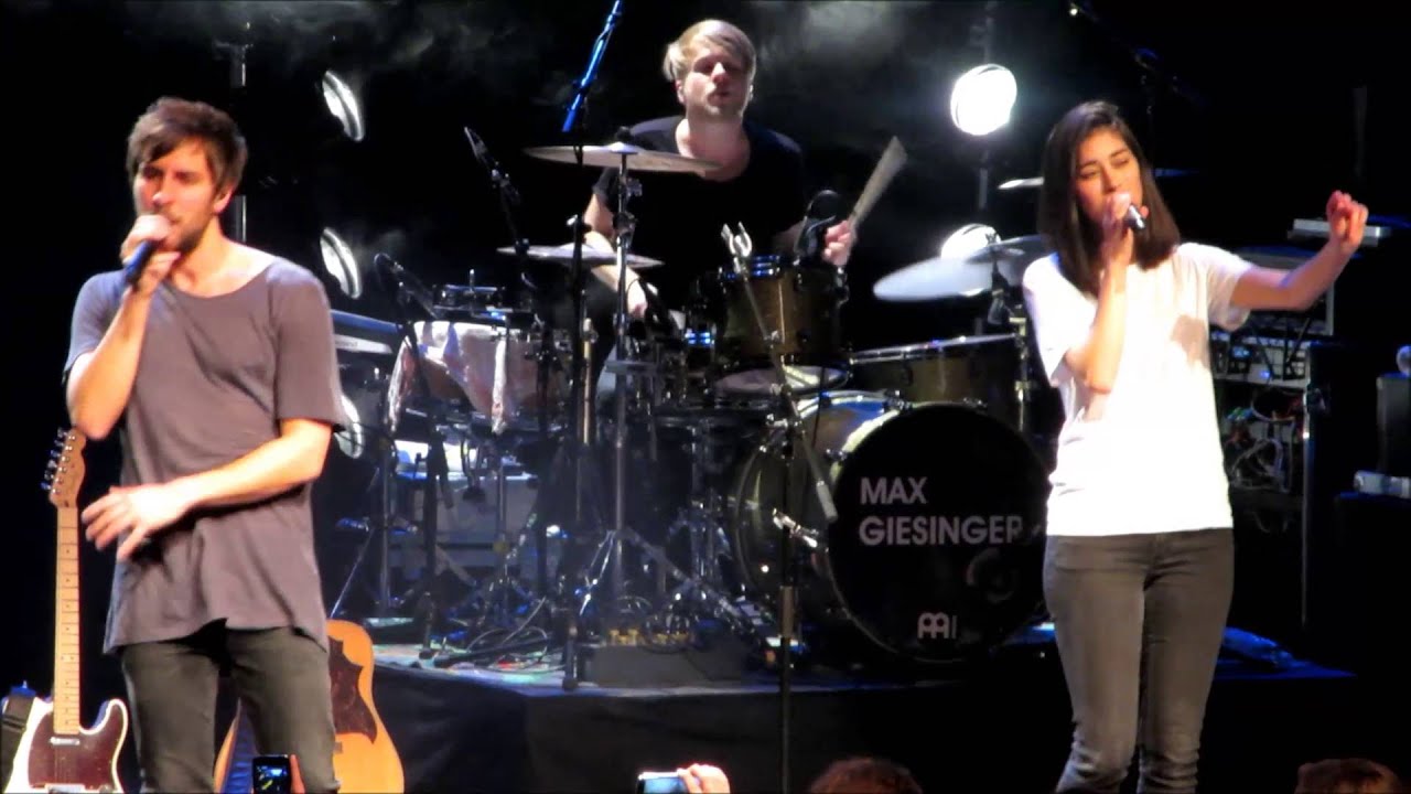 Max Giesinger feat. Elif - 'Ins Blaue'