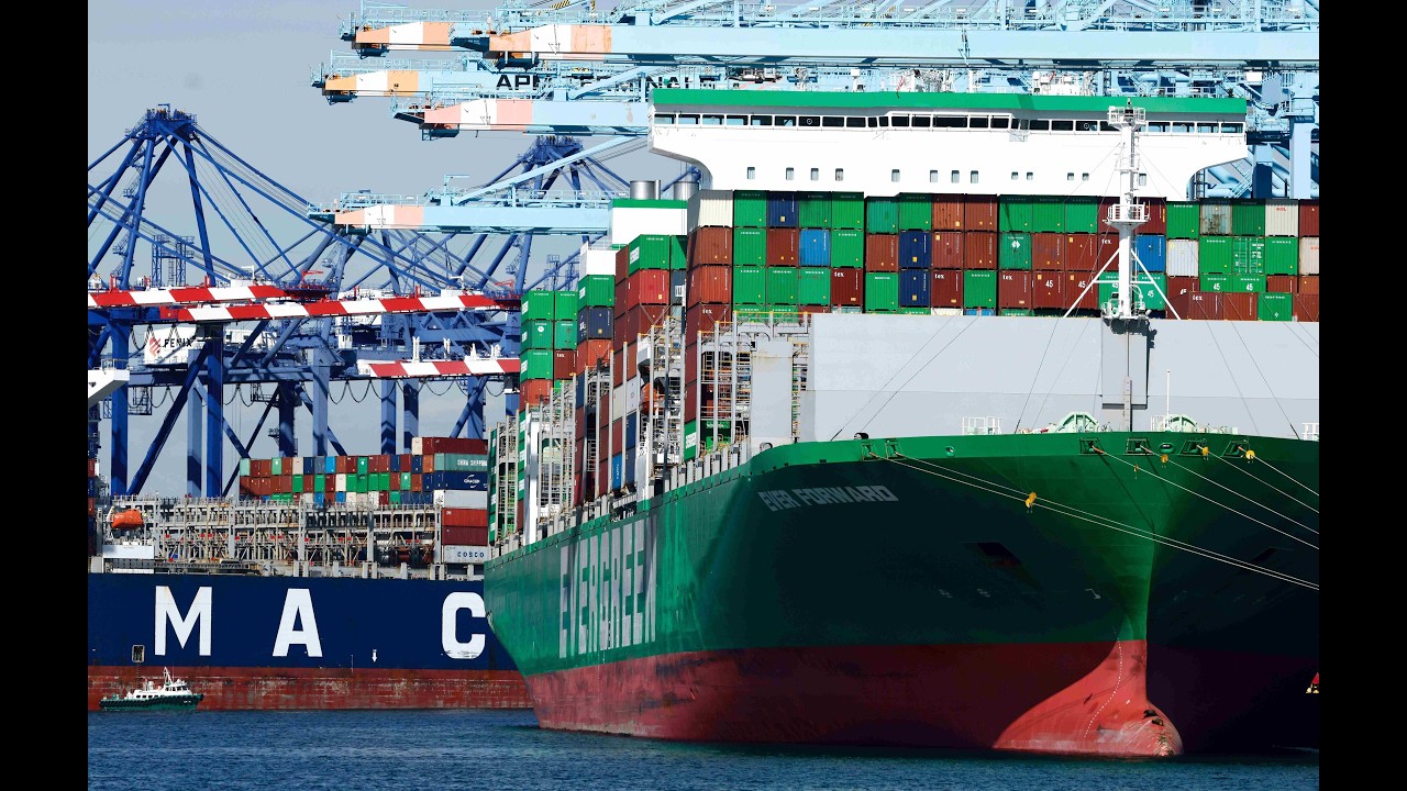 Trump Signs Order to Impose 10 Percent Global Tariffs After Supreme Court Ruling
