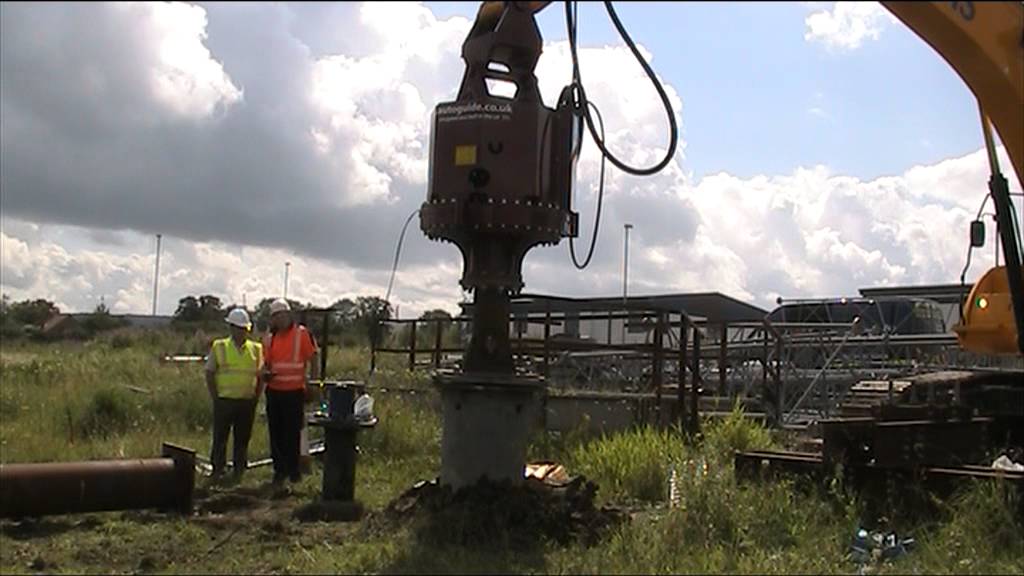 Install of a 610 Diameter Screw Pile | Largest Torque Motor In UK