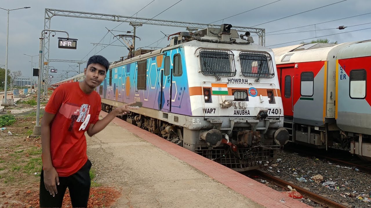 Howrah Balurghat Express journey from Malda Town upto Balurghat #train #railway @SantanuDas1220