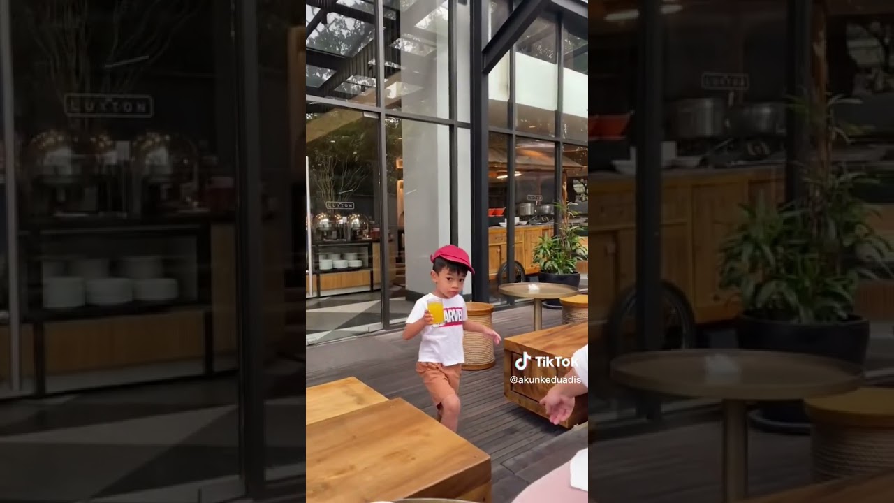 Kid &ldquo;accidentally&rdquo; spills drink. Fu*k them kids