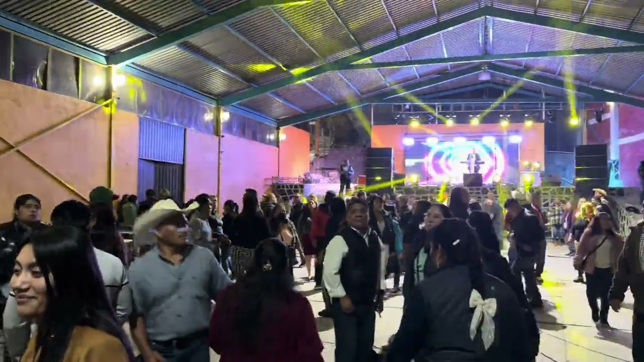 Así bailan esta charanga 