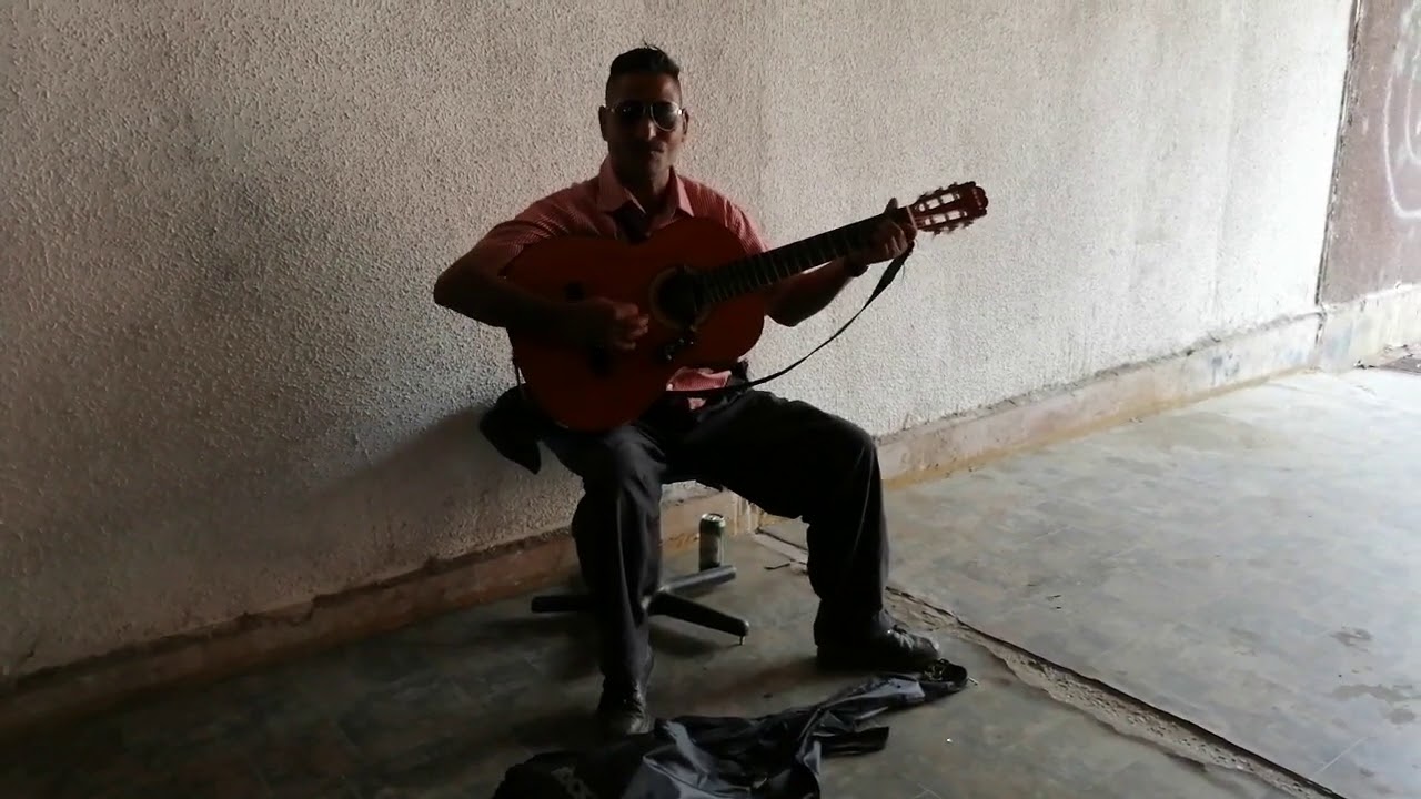 Git&aacute;ros Szasza