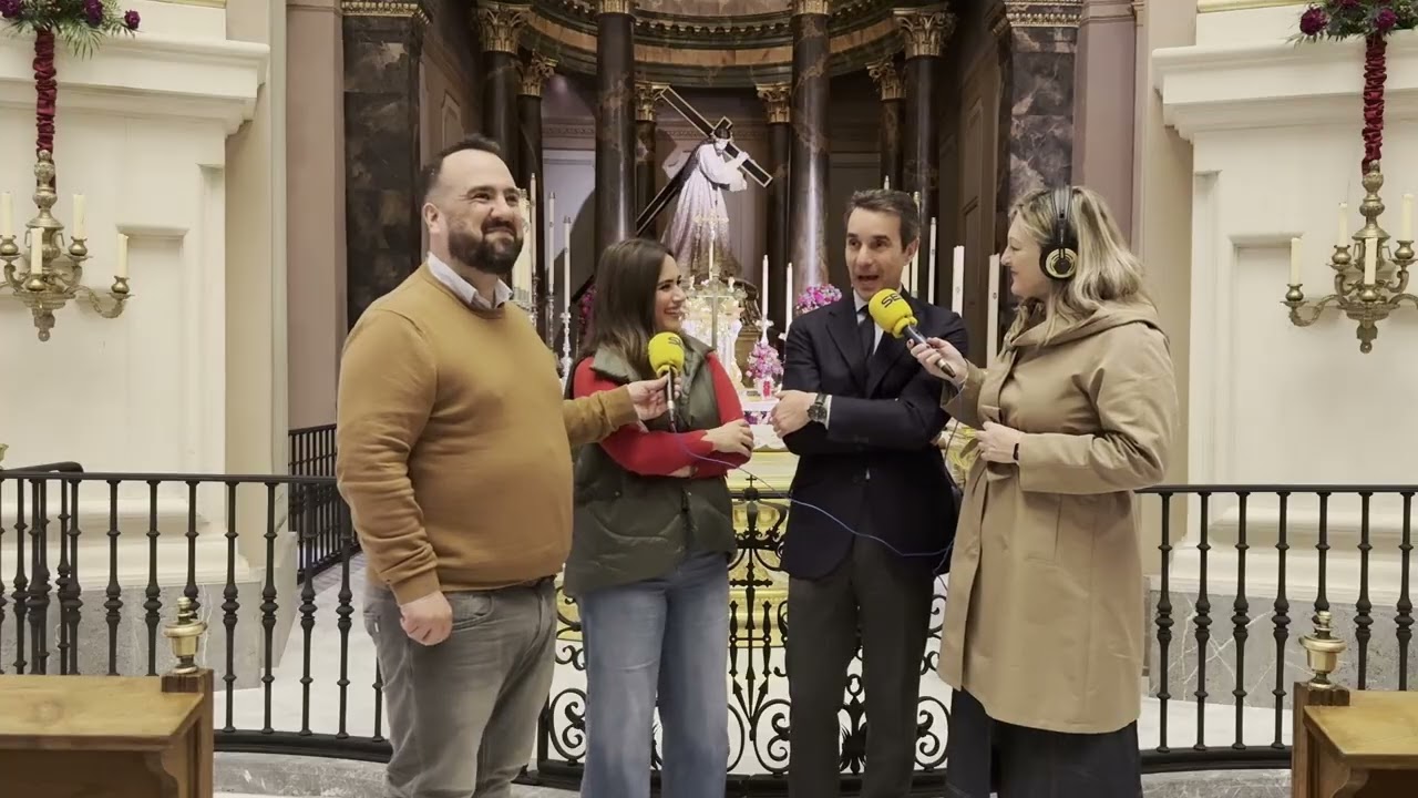 Hora Cofrade desde la iglesia de Jesús.