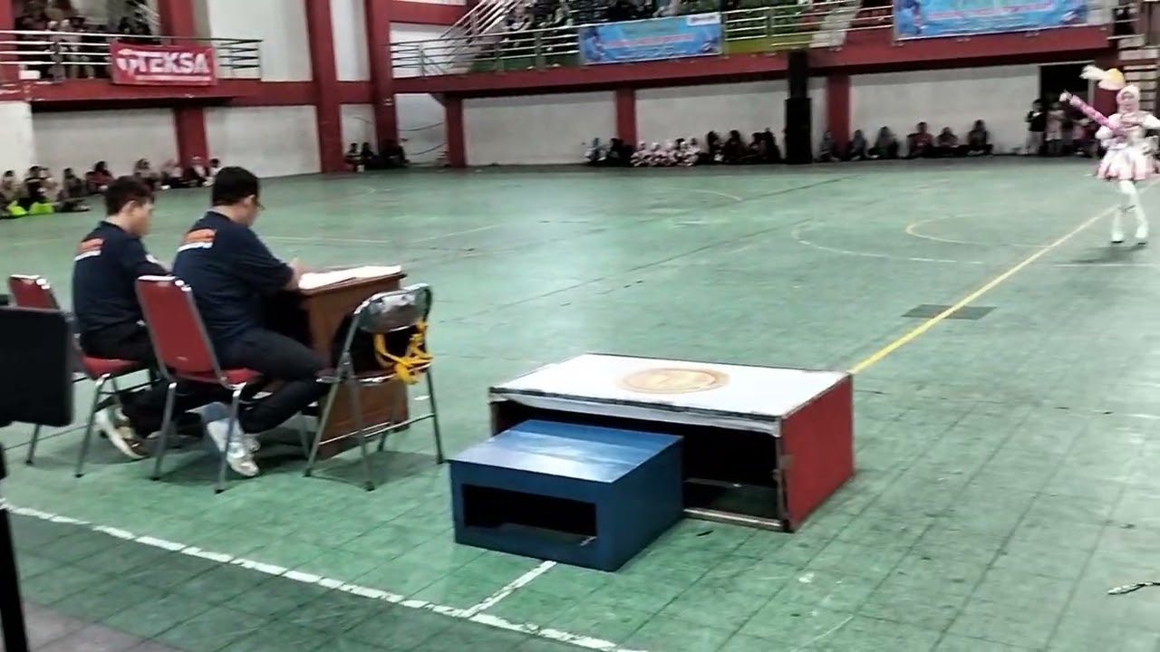 Juara 2 Solo Mayoret Kenza Anindya Narto Khalida 