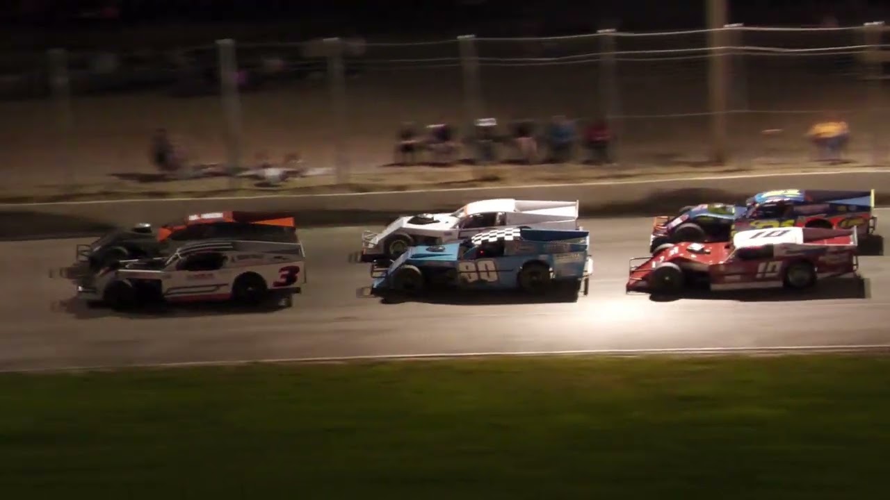 Shadybowl Speedway Week 2 Modified Feature