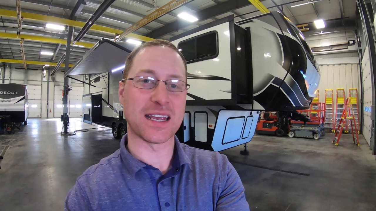 2020 Montana 377FL Front Living Room Fifth Wheel with Loft!