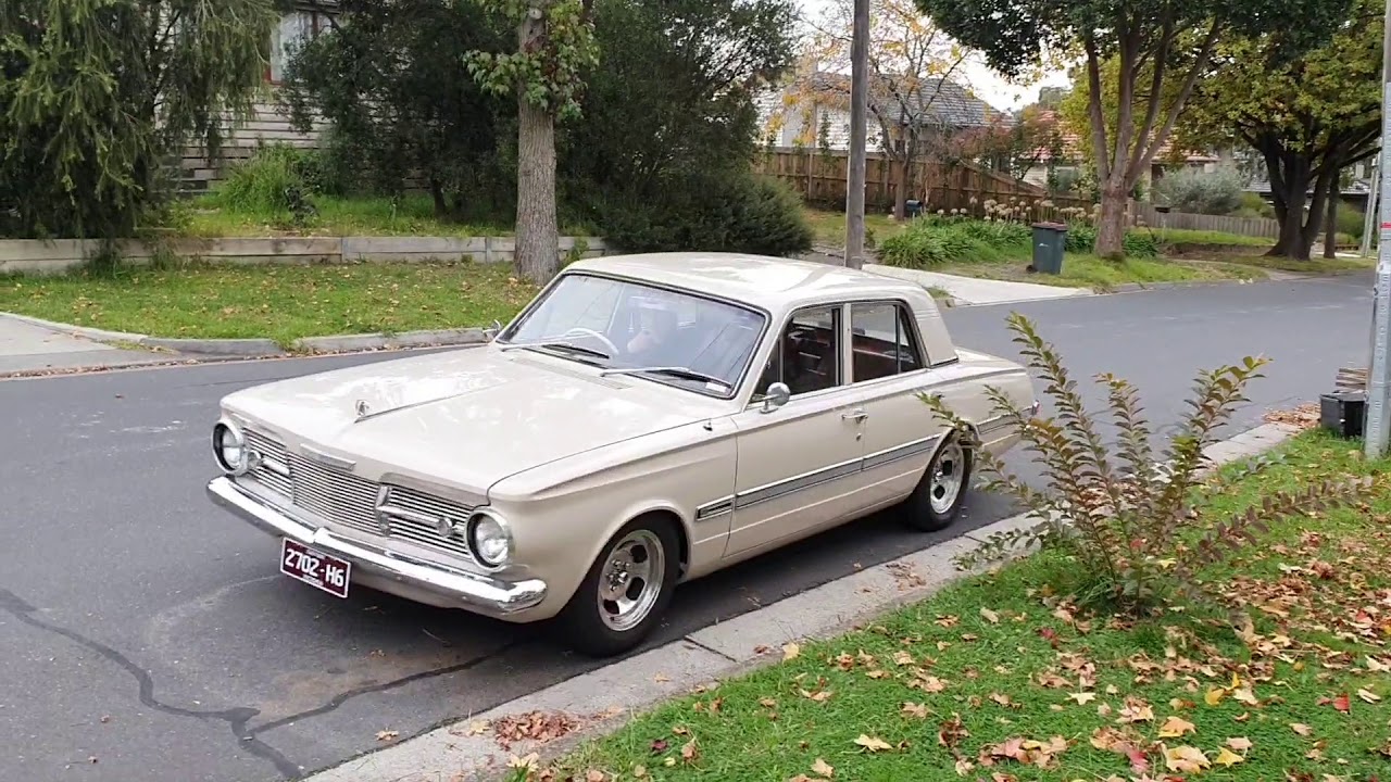 Valiant AP6 fresh build with hot Slant 6, lumpy cam, engine sound, Flowmaster HP2 + Super10