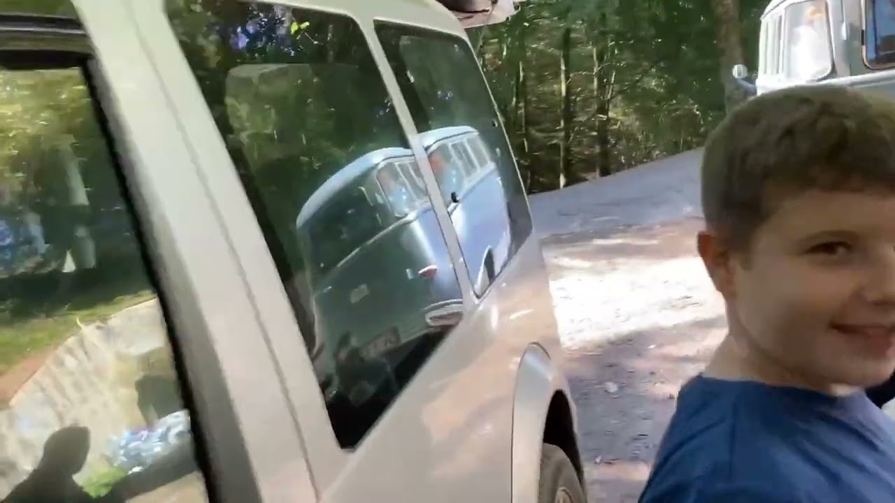 Günaydın kardeşimizin meşhur klasik Fekasıyla Pazar yolculuğu (Ford taunus transit. FK)