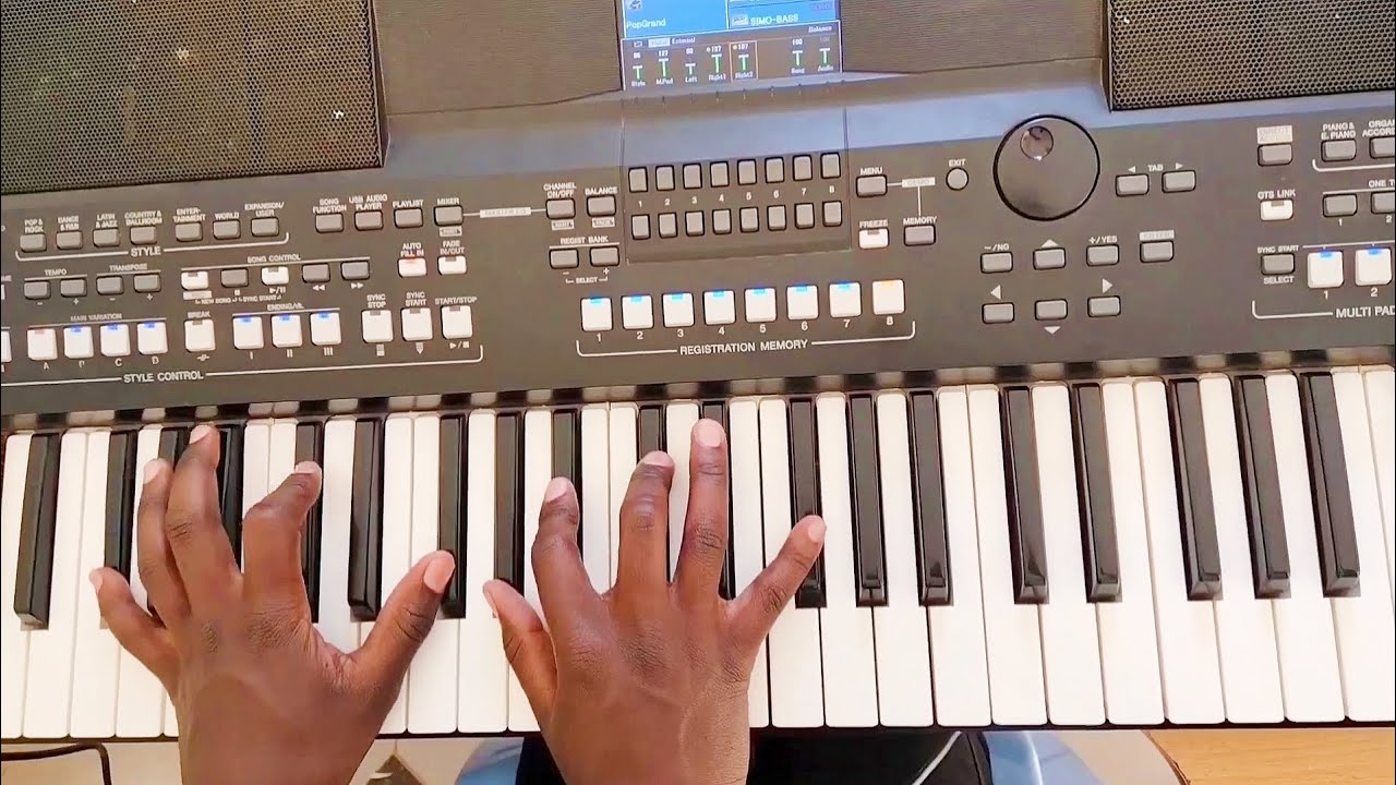 How to play Baba naomba by adawnage band in the key of F#