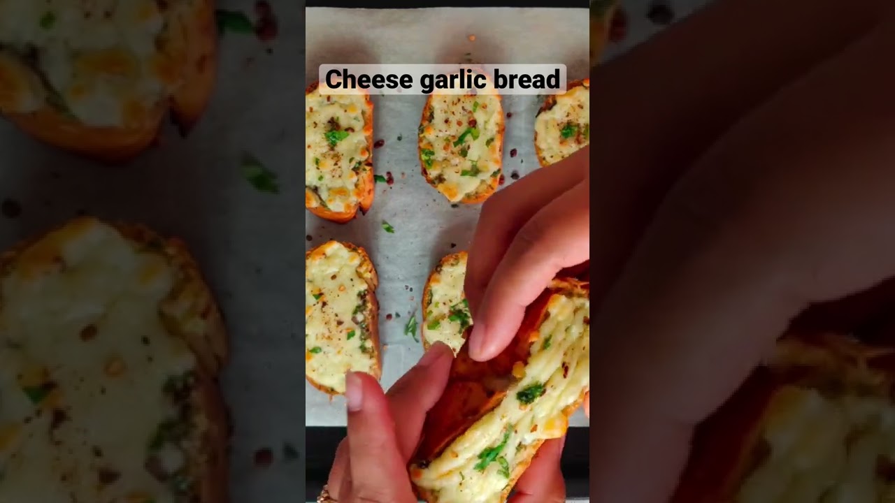 Cafe Style Cheesy Garlic Bread Recipe | Garlic Bread In 2 Ways Oven & Without Oven | Garlic Bread