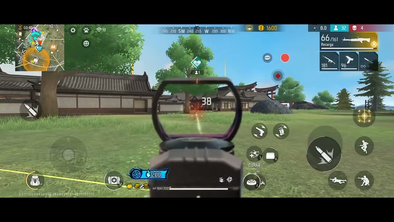 Jugando free fire modo solitario