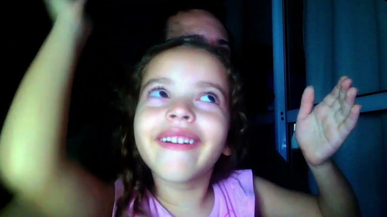 Rafaela e Thiago  jogando Geoguessr #1
