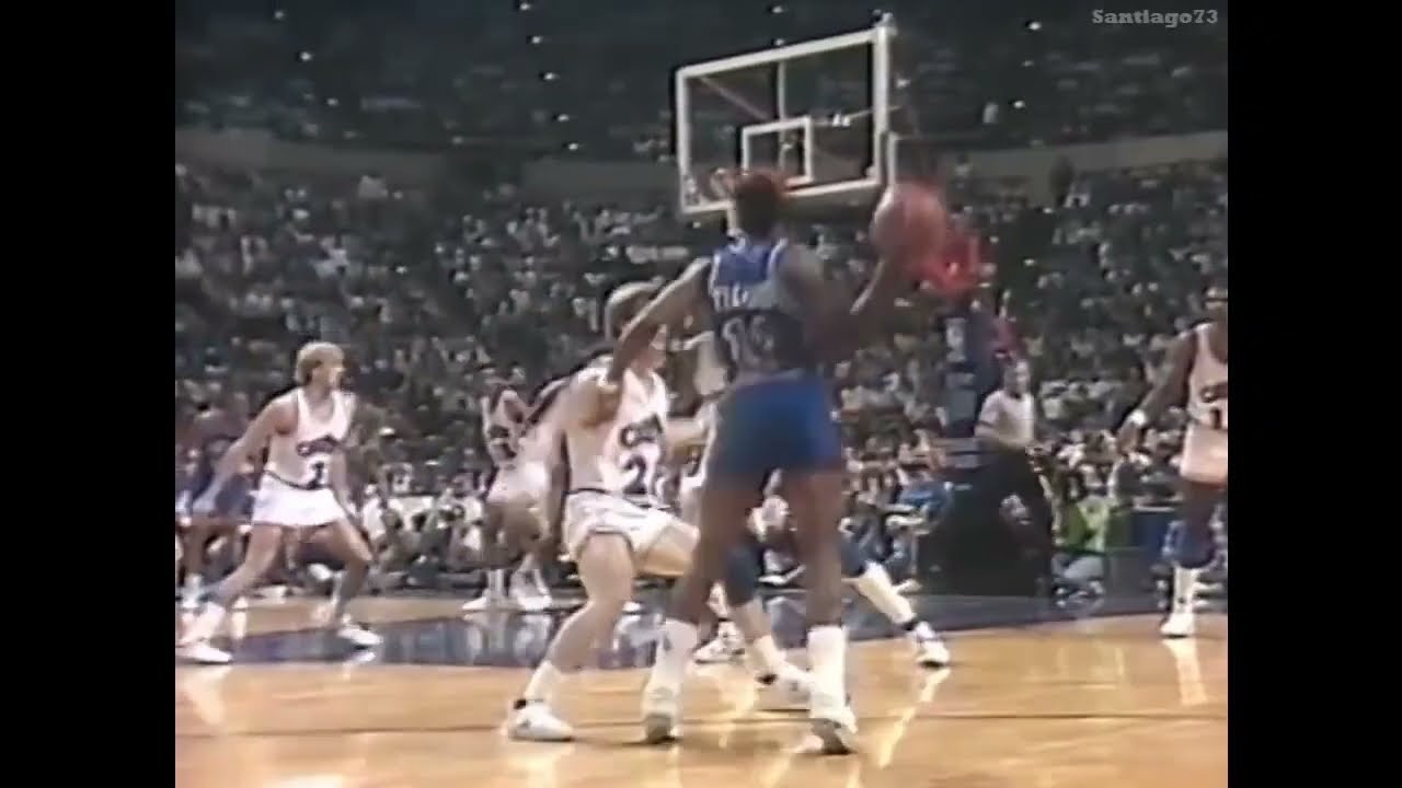 Isiah Thomas' Lookaway Dart to Dennis Rodman