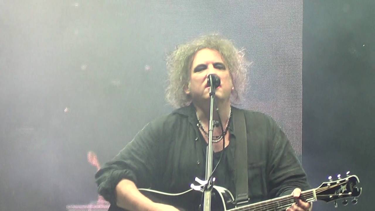 In Between Days the Cure @ Perth Arena 31072016