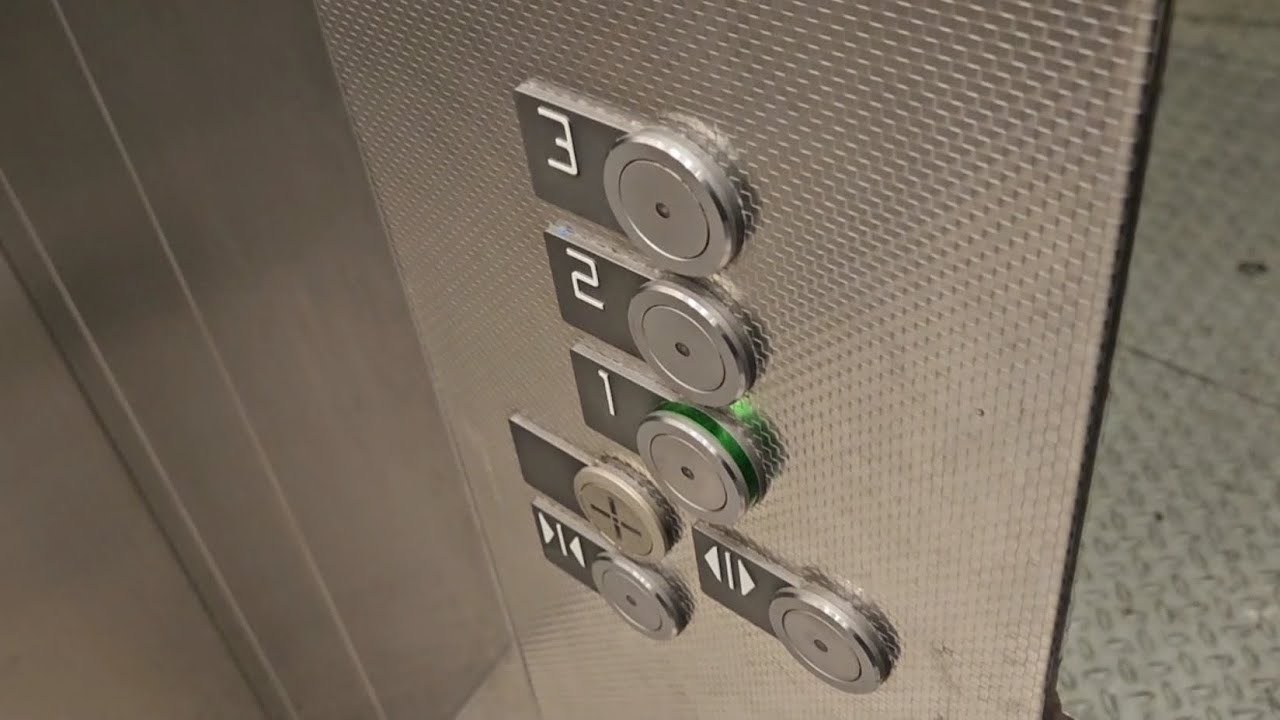 3x KONE TranSys Elevators @ IKEA Kungens Kurva, Stockholm, Sweden