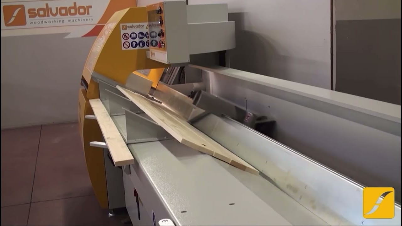 Salvador SuperPush 200 - Crosscut Saw - Gravity Feed