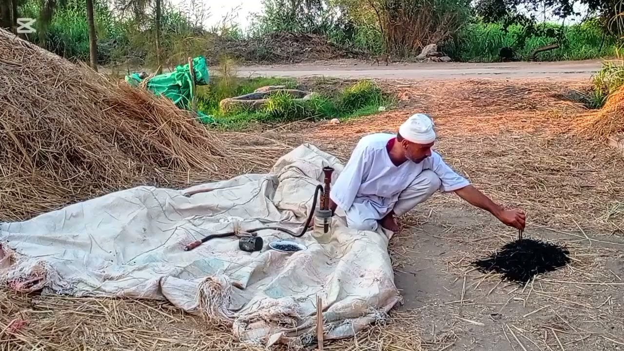 شيء غير متوقع شاهد ماذه فعله به😯 الحاج متني في اشليته وي فجله  شاهد الفديو للاخر هتضحك من قلبك😂🔥