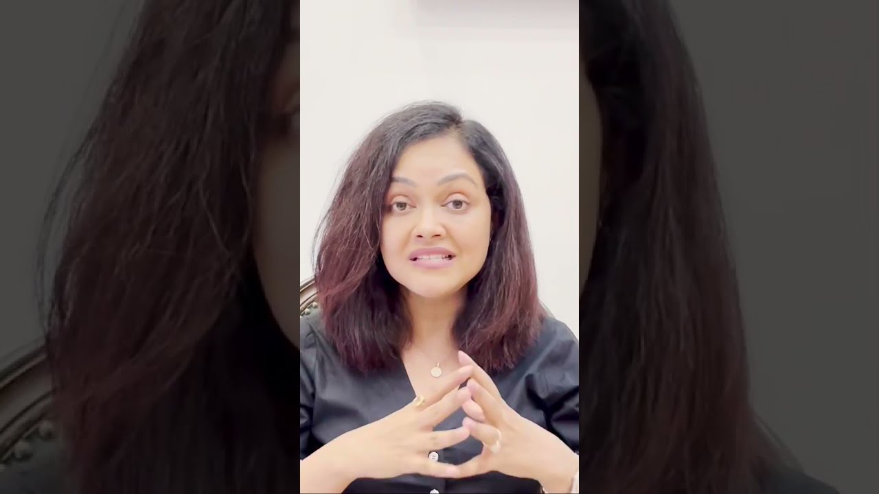 Actives - Vit A , Vit C , Hyaluronic Acid, Niacinamide  By Dr Rashmi Shetty
