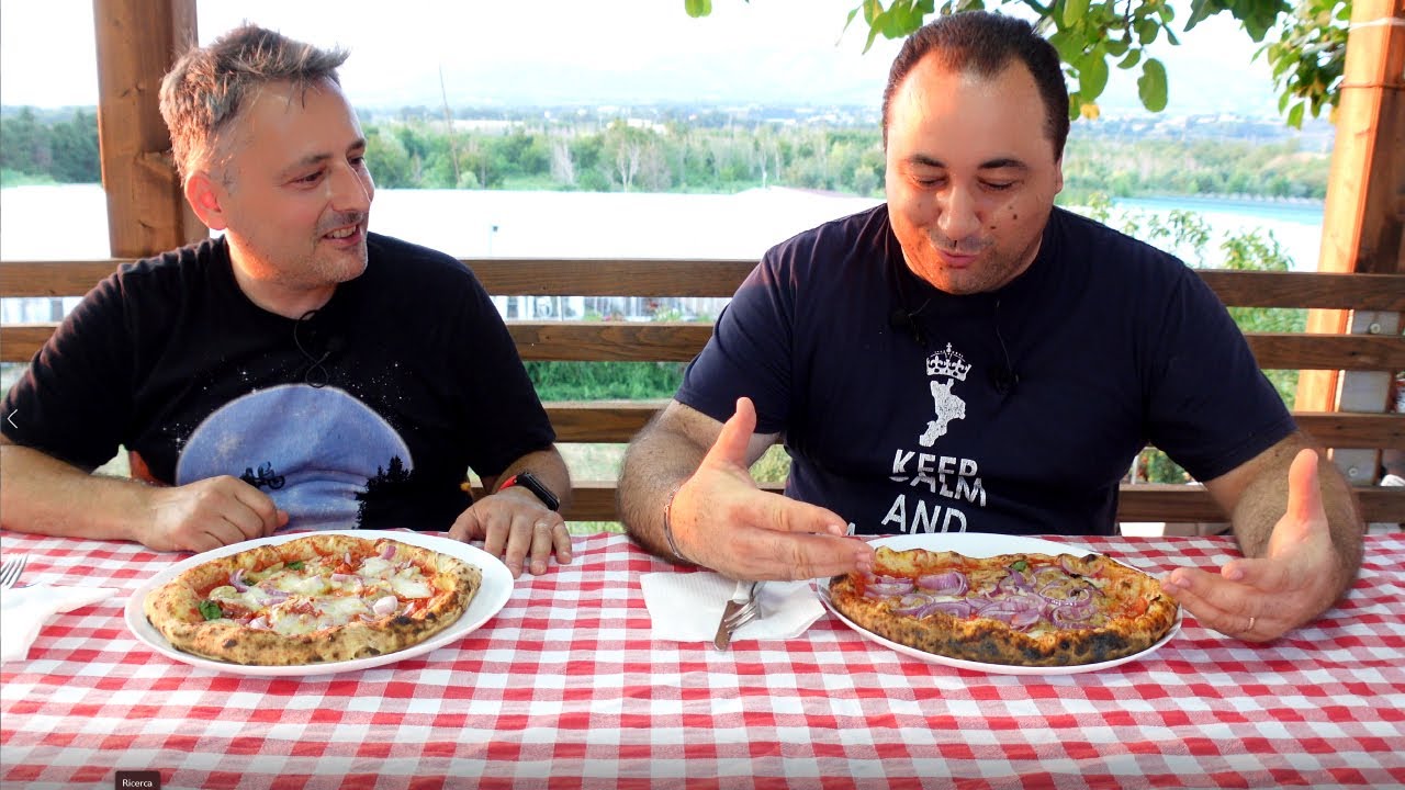 Un Ospite Speciale mi insegna a fare la Pizza Napoletana nel forno a legna
