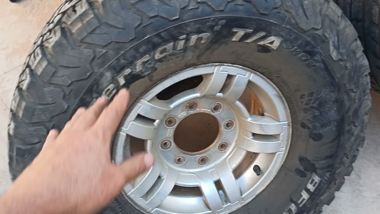 Pneus BF 315 75 16