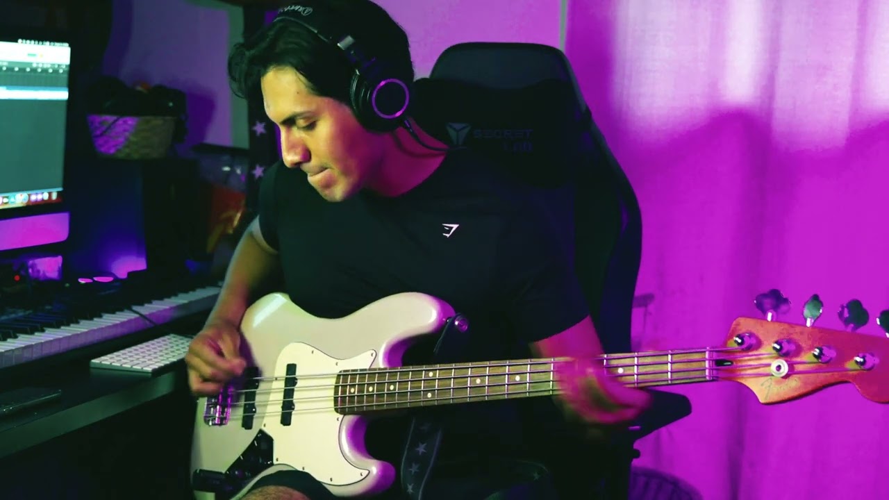 La Estrategia Perdida (Sinfonia Soledad) - PXNDX Bajo Cover