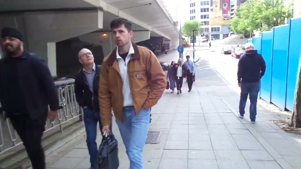 walking to the O2 arena birmingham and new street station from premier inn , bridge street .