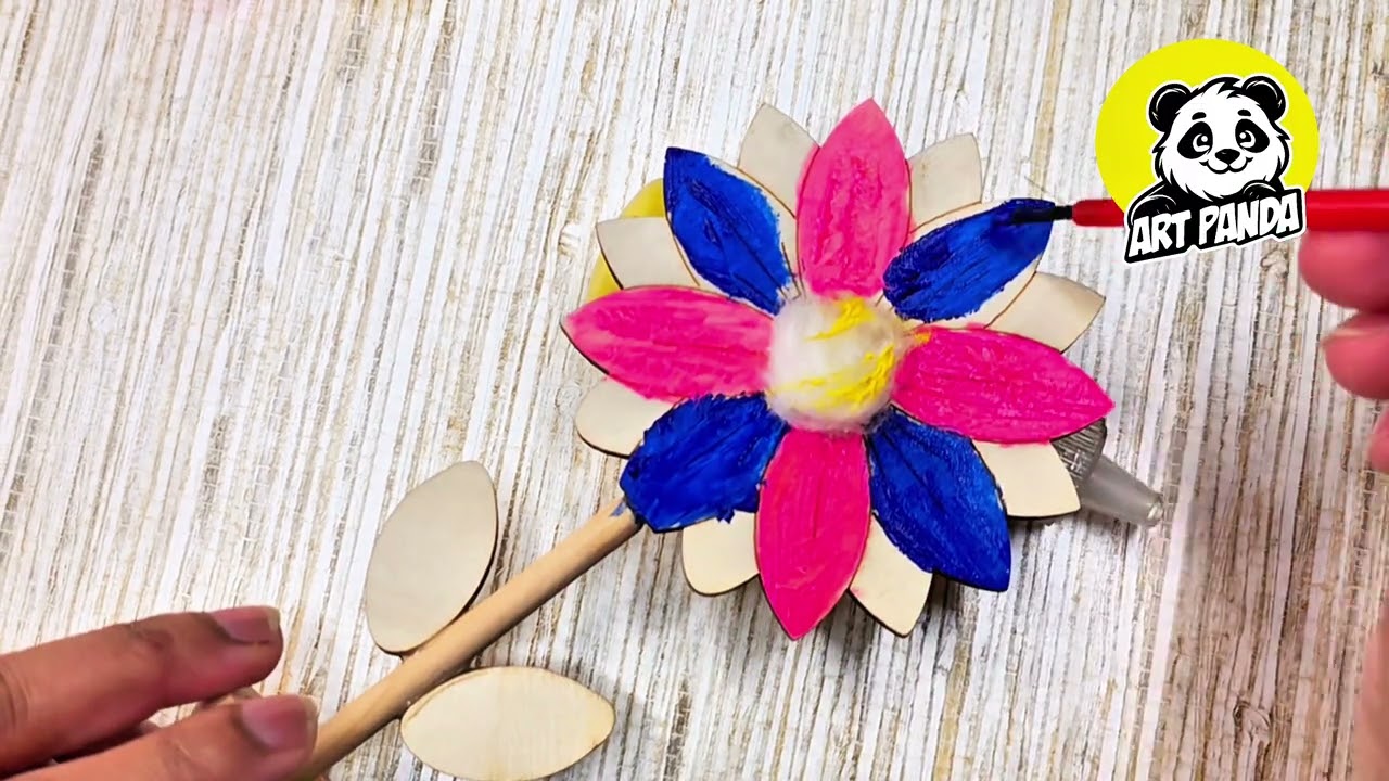 Crafting a small flower pot 