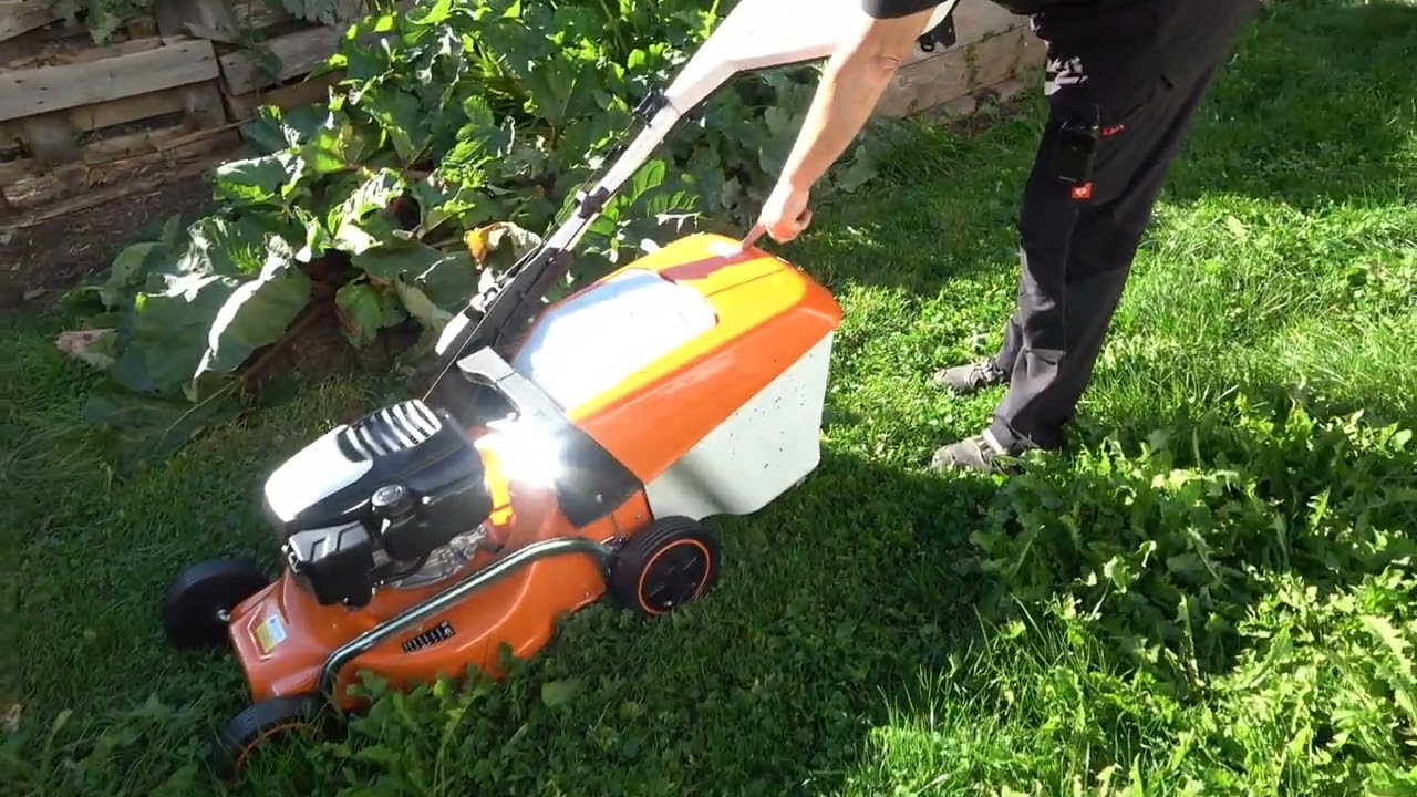 Stihl Benzin-Rasenm&auml;her RM 248 ausf&uuml;hrlich vorgestellt mit Testeinsatz im hohen Gras!