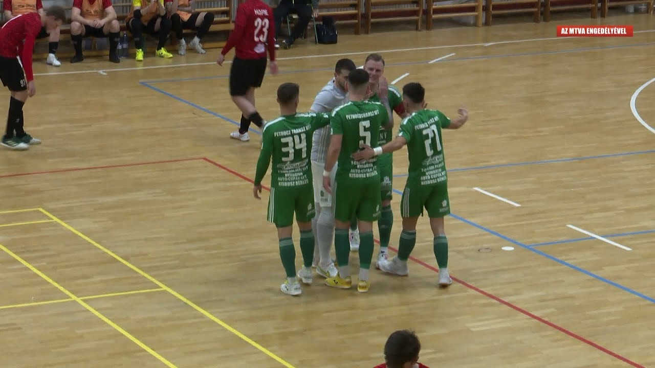 FUTSAL: C&Eacute;L A BIZTOS BENNMARAD&Aacute;S