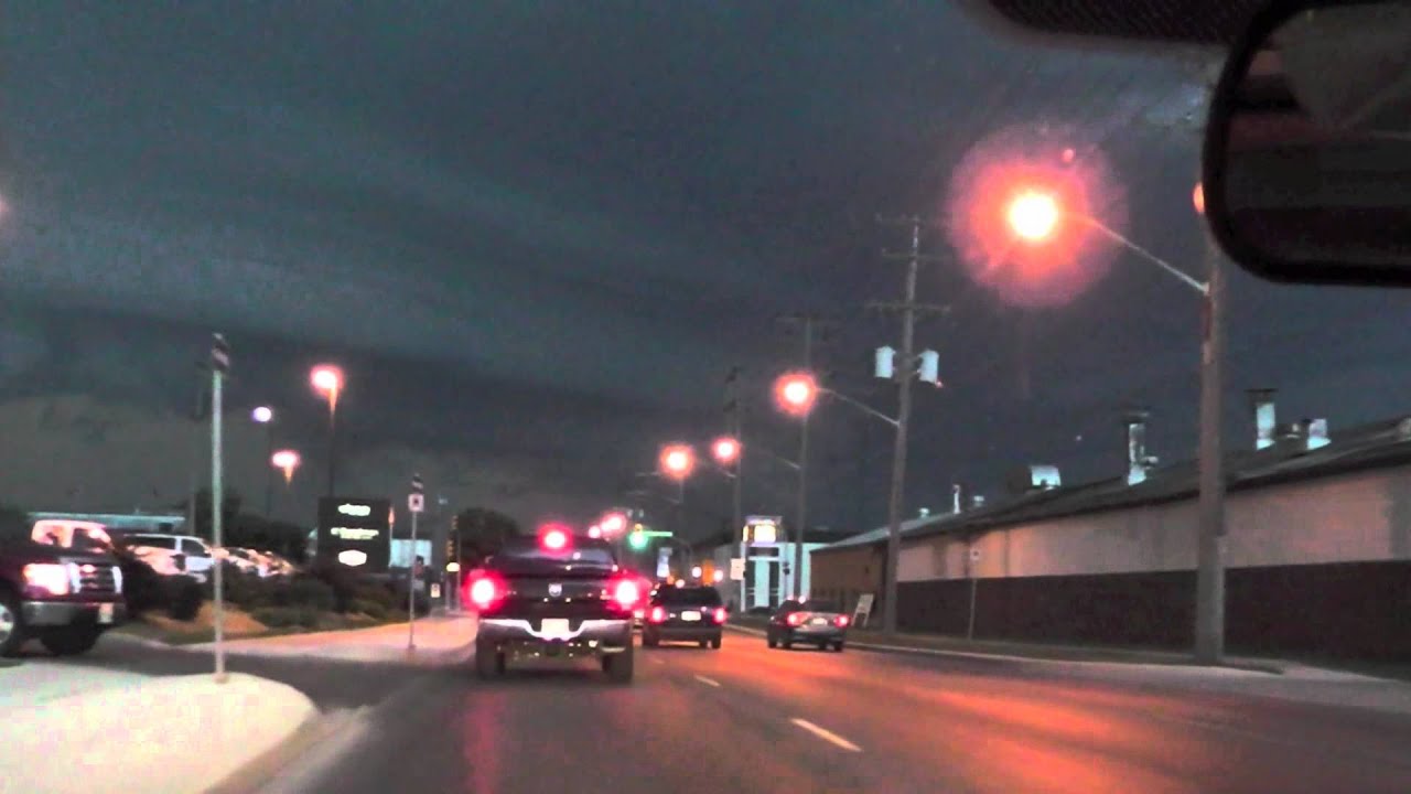 Huge Thunderstorm in Winnipeg - August 18, 2011