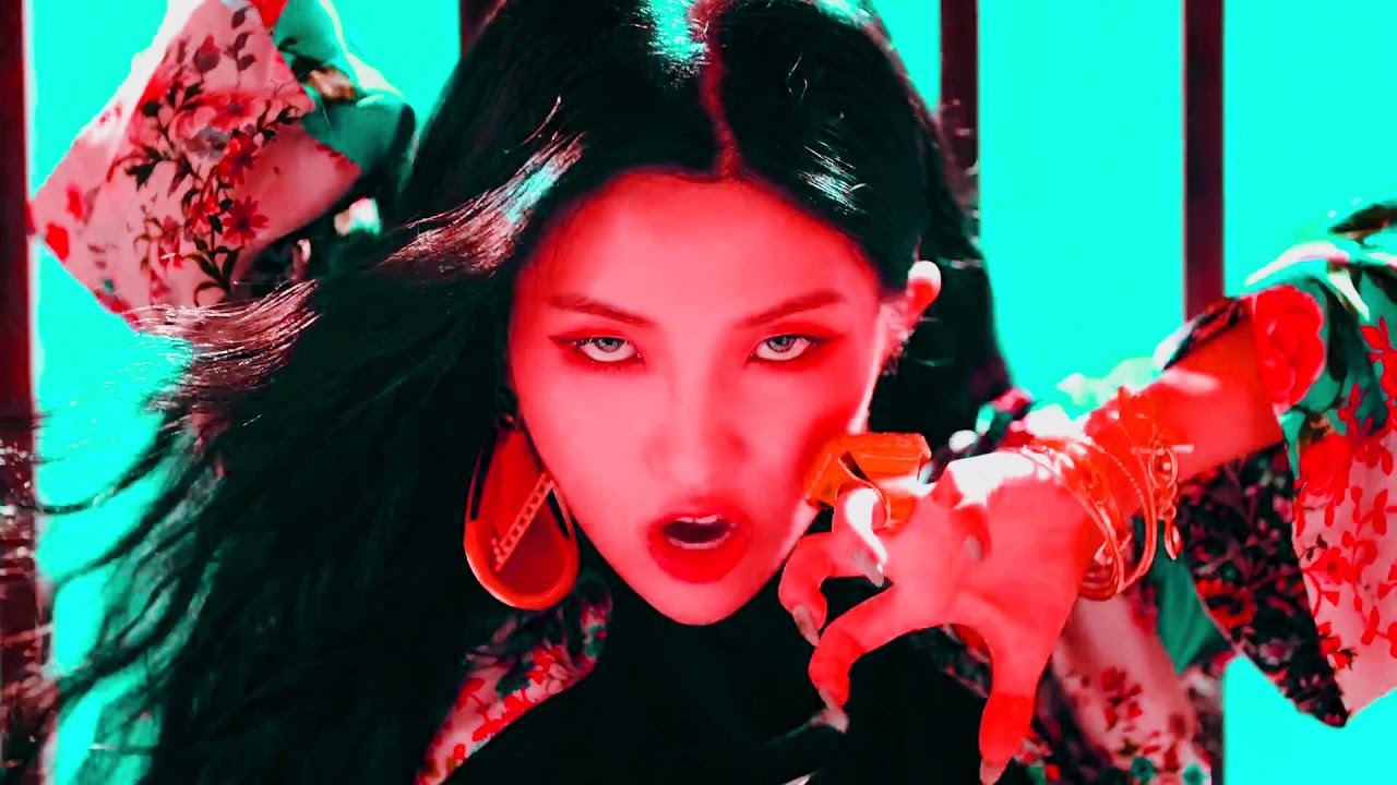(G)I-DLE (여자아이들) - 'HANN (한) x LATATA (라타타)' MASHUP