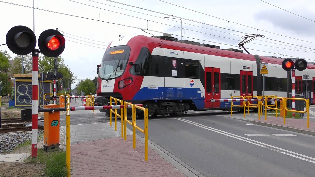Przejazd kolejowy Grodzisk Mazowiecki ul. Piaskowa | Railroad Crossing in Poland