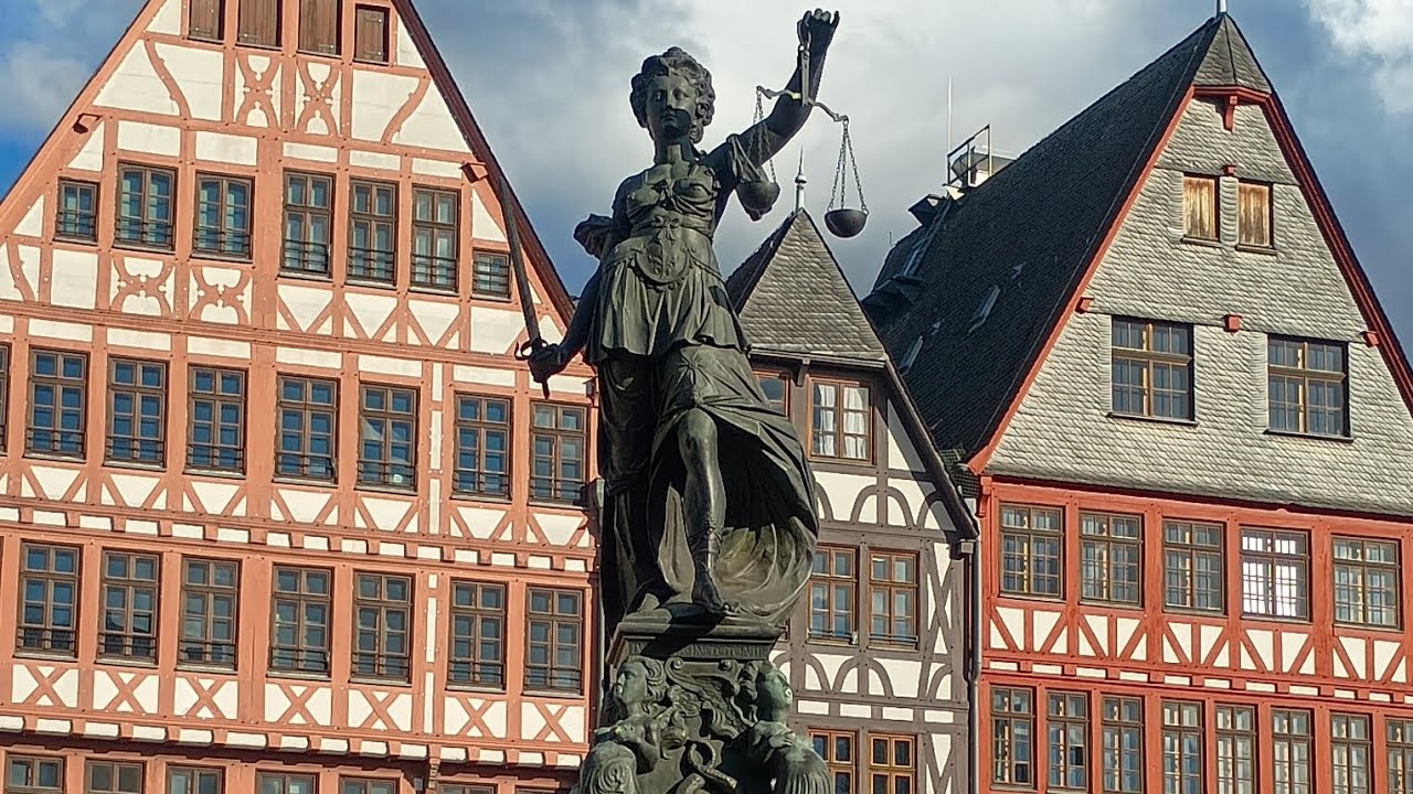 Stepping into History at Römerberg 🏚️♥️✨💫 where every corner tells a story ♥️Römerberg 