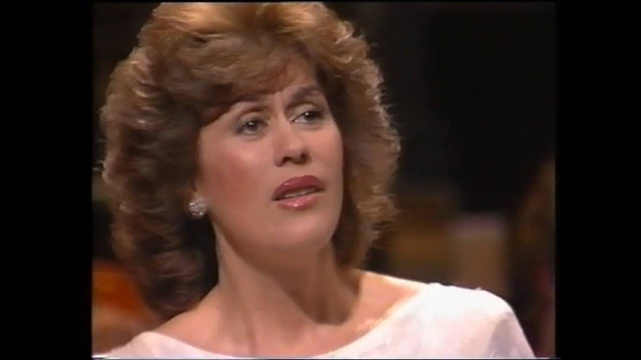 Kiri Te Kanawa - In Concert at the Barbican Centre, 1989