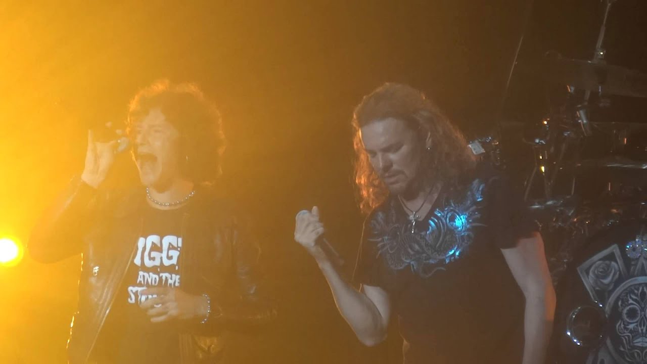 El Dragón -  Mana ft Enrique Bunbury 