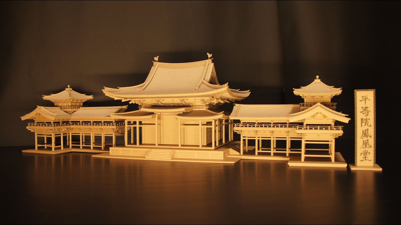 A Japanese made a temple by Amazon's cardboard.
