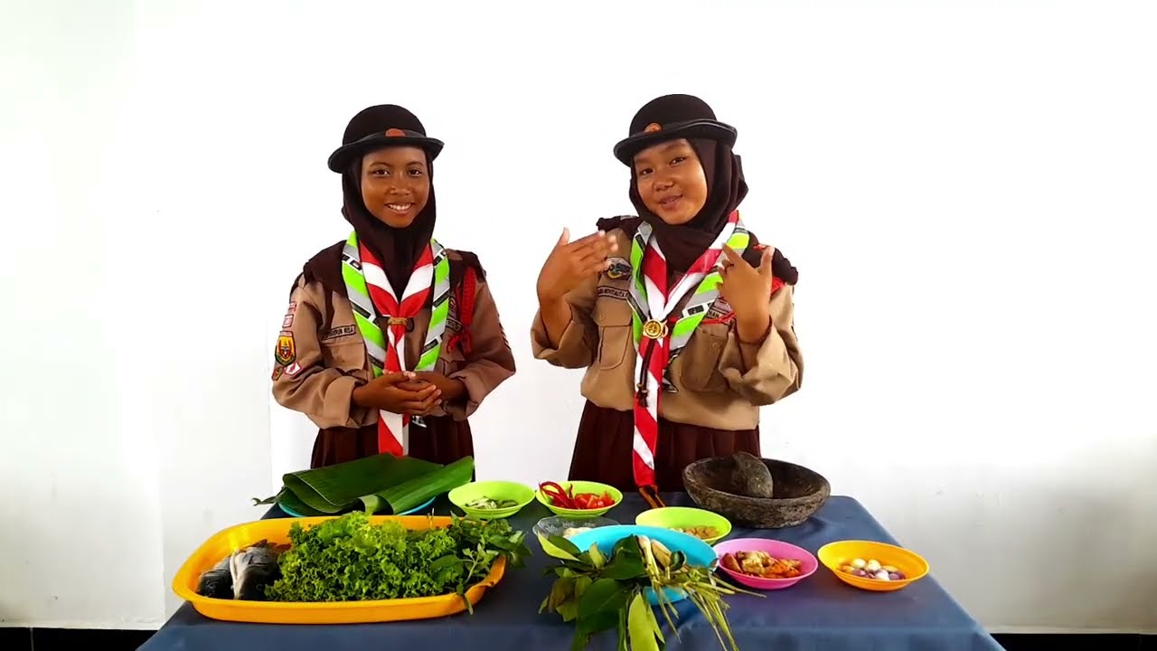 VIDIO COOKING CONTEST MEMBUAT PEPES IKAN (MTs AL-MAKMUR)