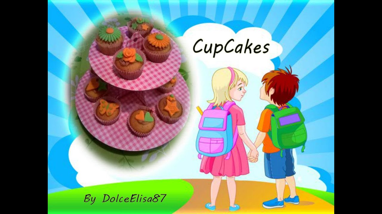 Cupcakes di Carnevale decorati con la pasta di zucchero Kelmy