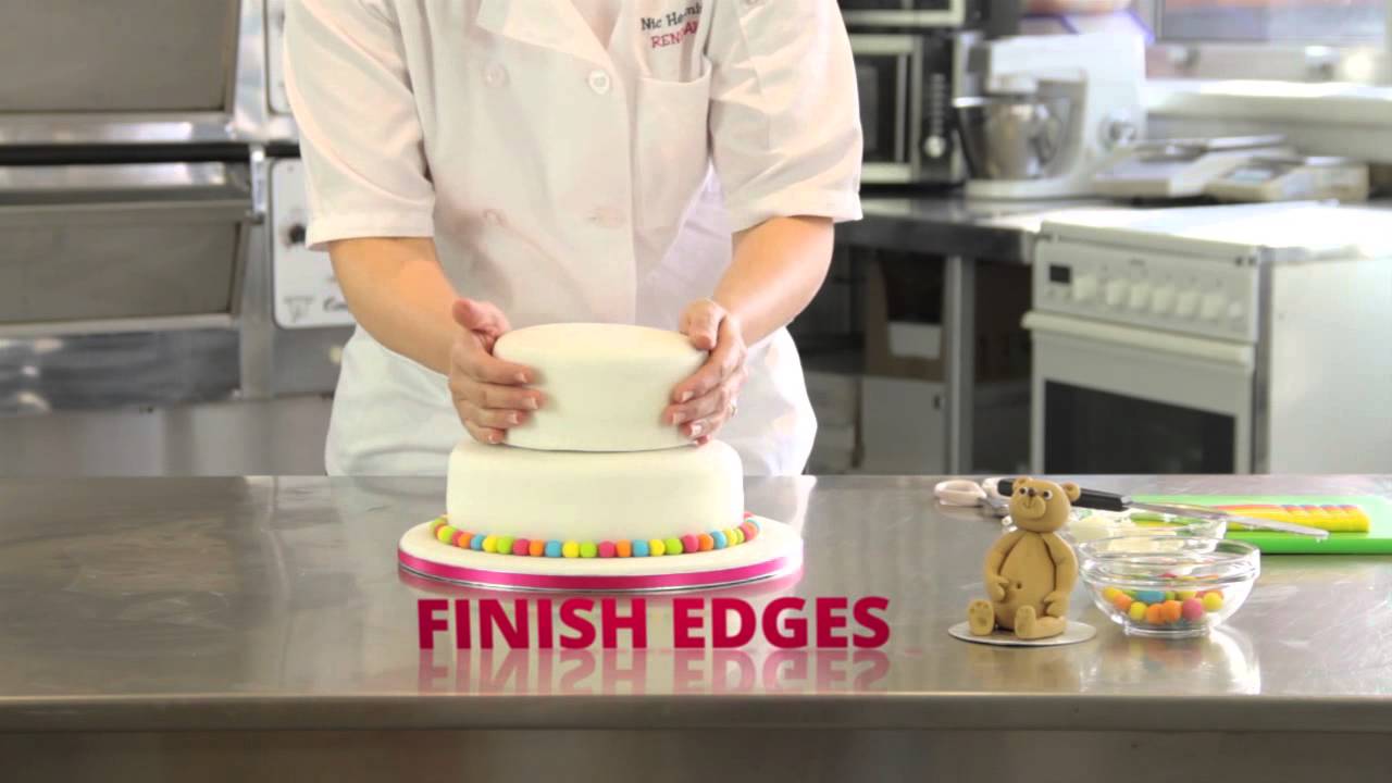 How To Stack A Cake