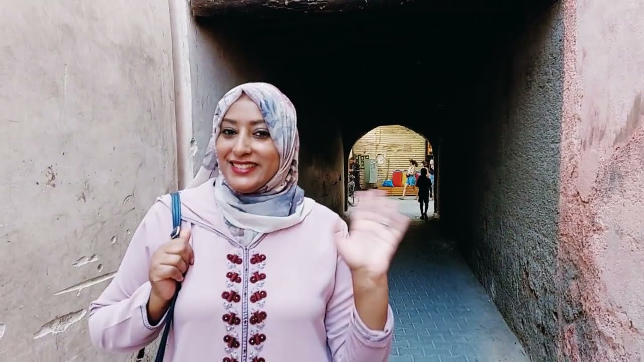 خريجة خفيفة/ لمدينة