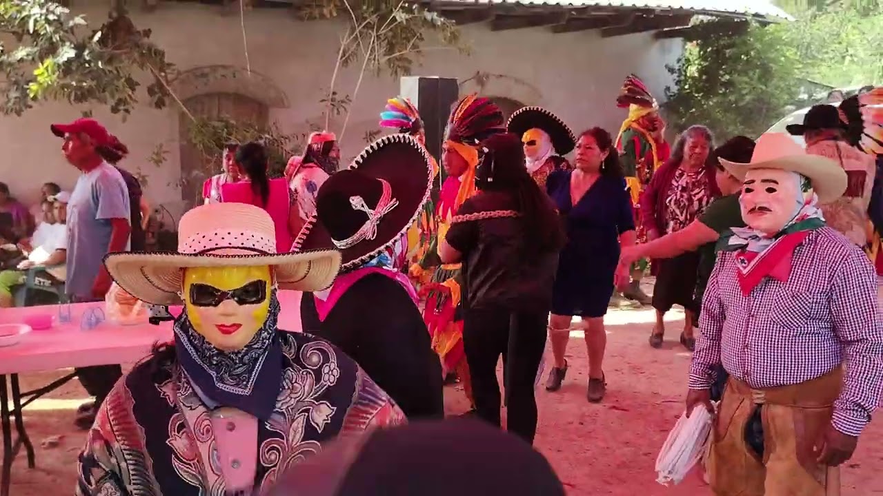 Carnaval 2025 Santa María Apipilhuasco Ixhuatlán de Madero Ver. 06/03/25, Ritual comida P3